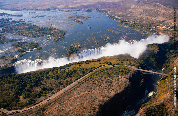 019_LZmS.9066-Victoria-Falls-aerial-Zambia