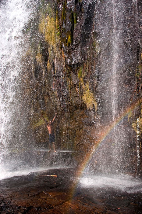 038_TZmN.7726V-Man-Under-Waterfall-&-Rainbow-N-Zambia