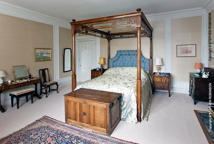 031_PHI.0128-Mansion-House-Bedroom-Interior-Design-England