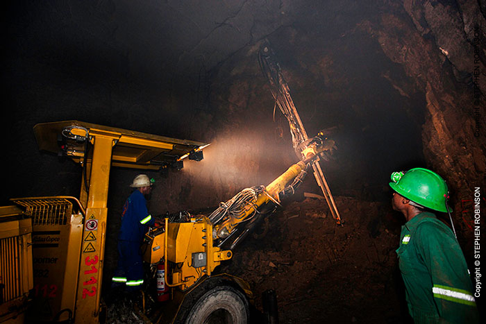 032_KMK_6287-Underground-Copper-Mining-Congo
