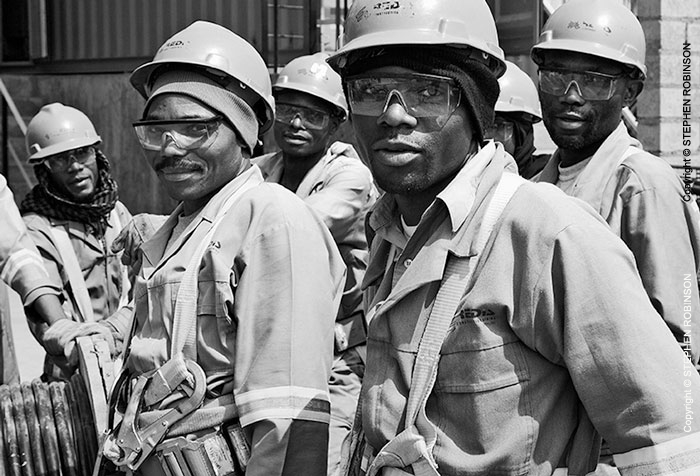 103_KMK_5465ABW-Portrait-Mine-Construction-Crew-Congo
