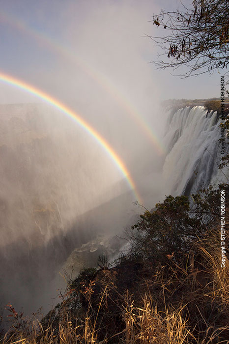 038_LZmS.9426V-Victoria-Falls-&-Double-Rainbow-Zambezi-R-Zambia