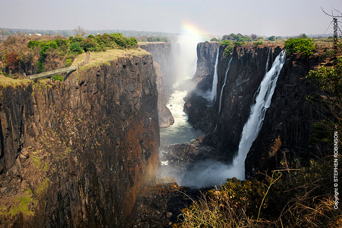 053_LZmS.1101-Victoria-Falls-at-low-water-Zambezi-R-Zambia