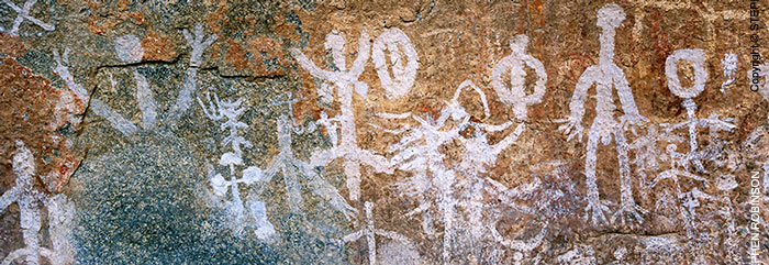 002_RAZm.0409-28.21-Iron-Age-Rock-Art-Kalembo-Hill-Zambia