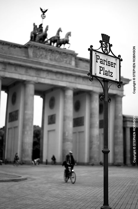 030_UDe.1995VBW-Brandenburg-Gate-Berlin