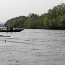 07_SZmR.9759-Rowing-on-Zambezi-Cambridge-Alumni-Ladies'-Eight