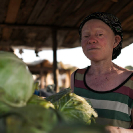 038_PAlZm_9594-Matilda-[age30-unemployed]-selling-vegetables