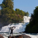 020_TZmN.7974V-Kabwelume-Falls-Man-N-Zambia