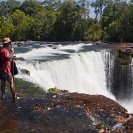 024_TZmN.7961-Kabwelume-Falls-&-Man-N-Zambia