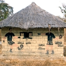 004_CZmA.8525-African-Painted-House-Football