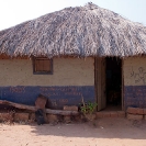 007_CZmA.8737-African-Painted-House-Look-at-Moses