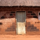 021_CZmA.8794-African-Painted-House-detail