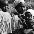 002_PZmNW.8545BW Mother & Children NW Zambia#1