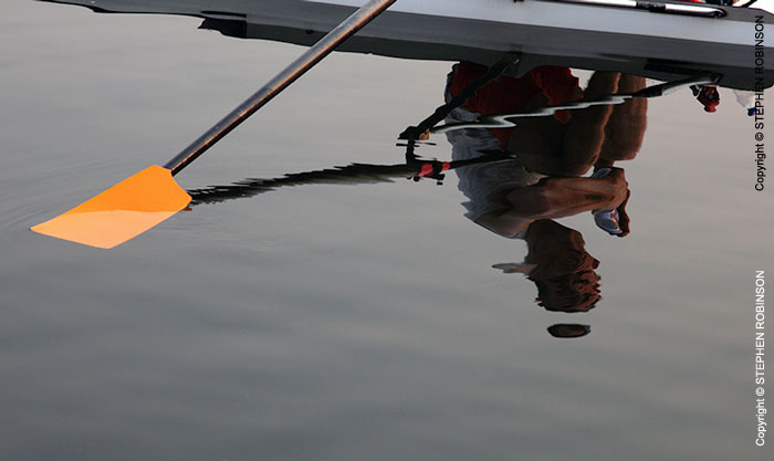 35_SZmR.9634-Rowing-on-Zambezi-Sculling-Champion-Dan-Arnold