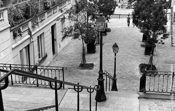 025_UFr.1862BW-Montmartre-Street-Paris