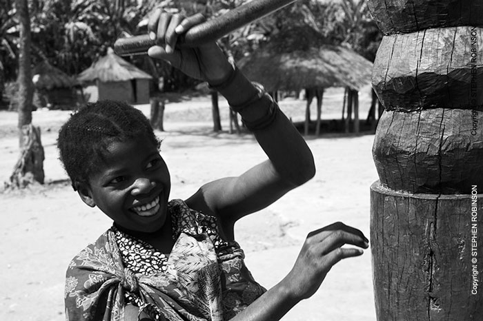 032_CZmA.8765BW-African-Village-Girl-&-Carved-Water-Well-NW-Zambia